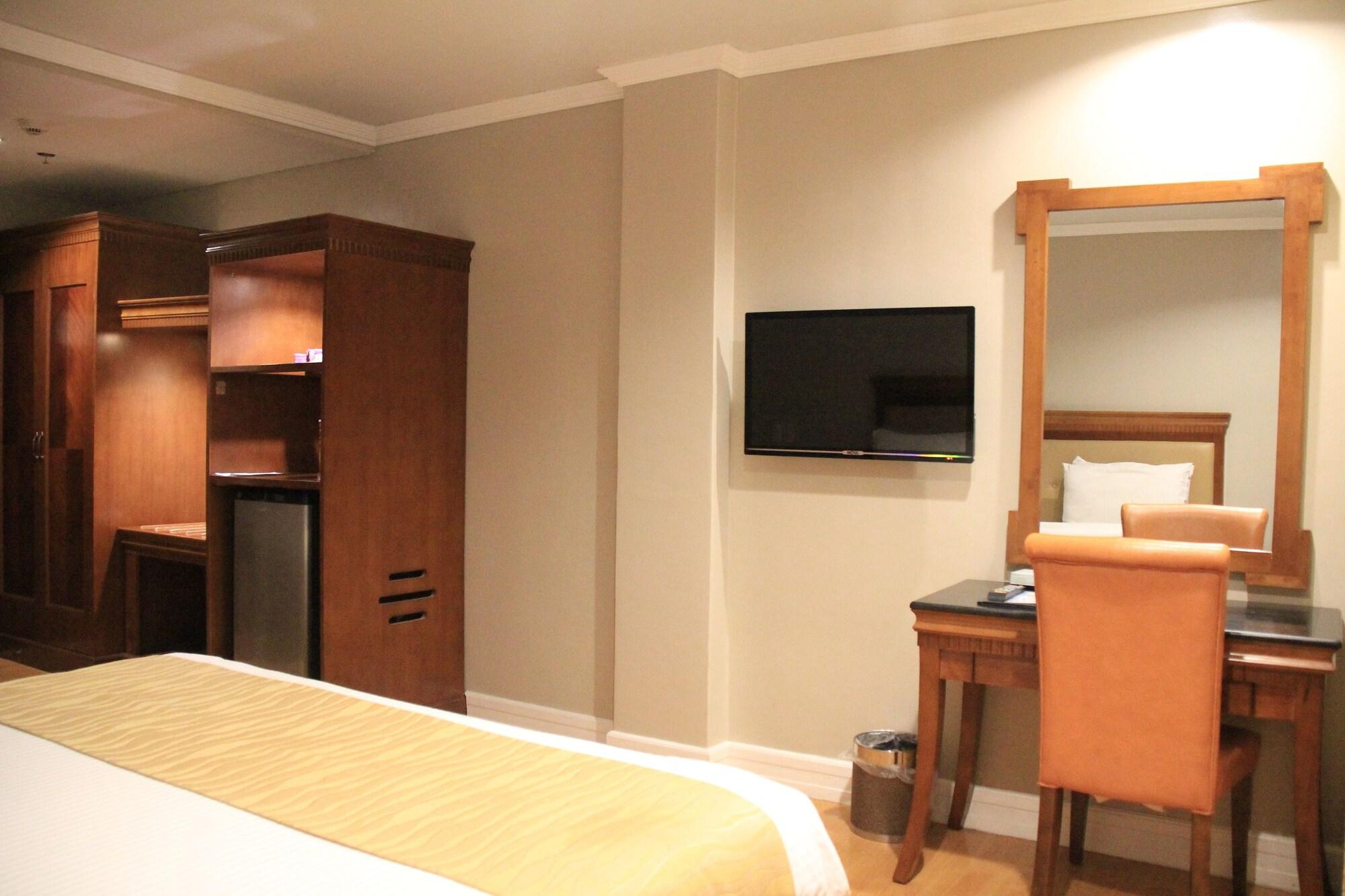 Savannah Resort Hotel Angeles Dış mekan fotoğraf