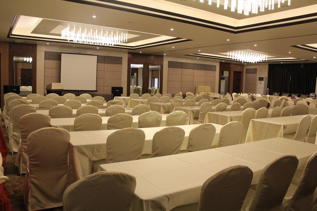 Savannah Resort Hotel Angeles Dış mekan fotoğraf