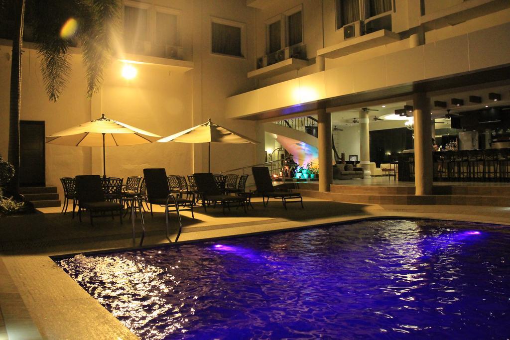 Savannah Resort Hotel Angeles Dış mekan fotoğraf