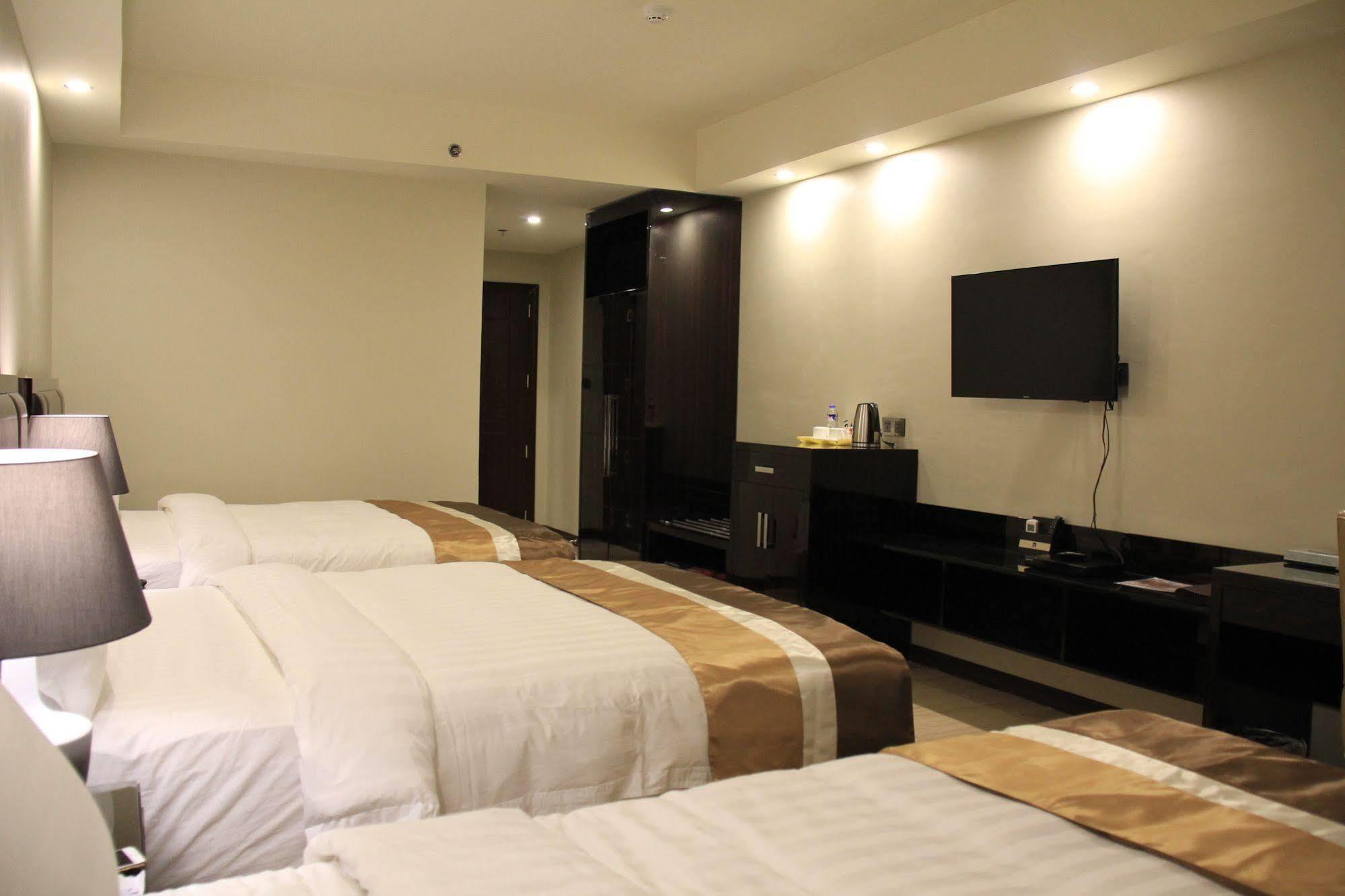 Savannah Resort Hotel Angeles Dış mekan fotoğraf